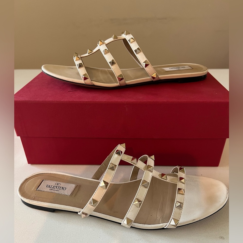 Valentino Garavani Rock Stud Leather Sandals 42 - Picture 2 of 12